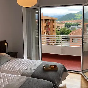 https://piso-centrico-y-tranquilo-en-gernika.basquecountryhotels.org