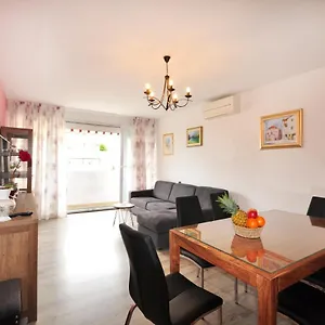 Apartment Virna